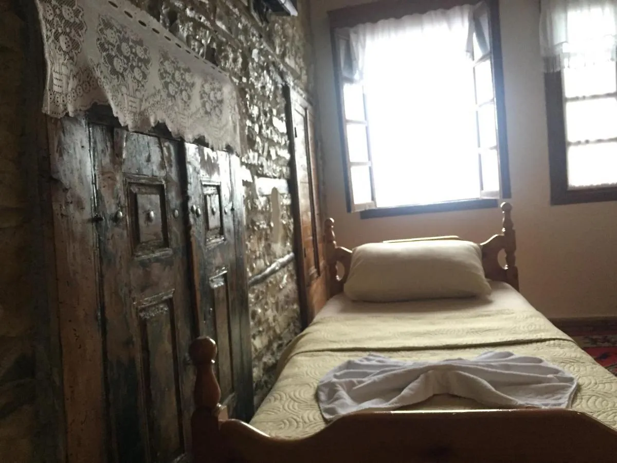 Guest House Salaria Gjirokastër