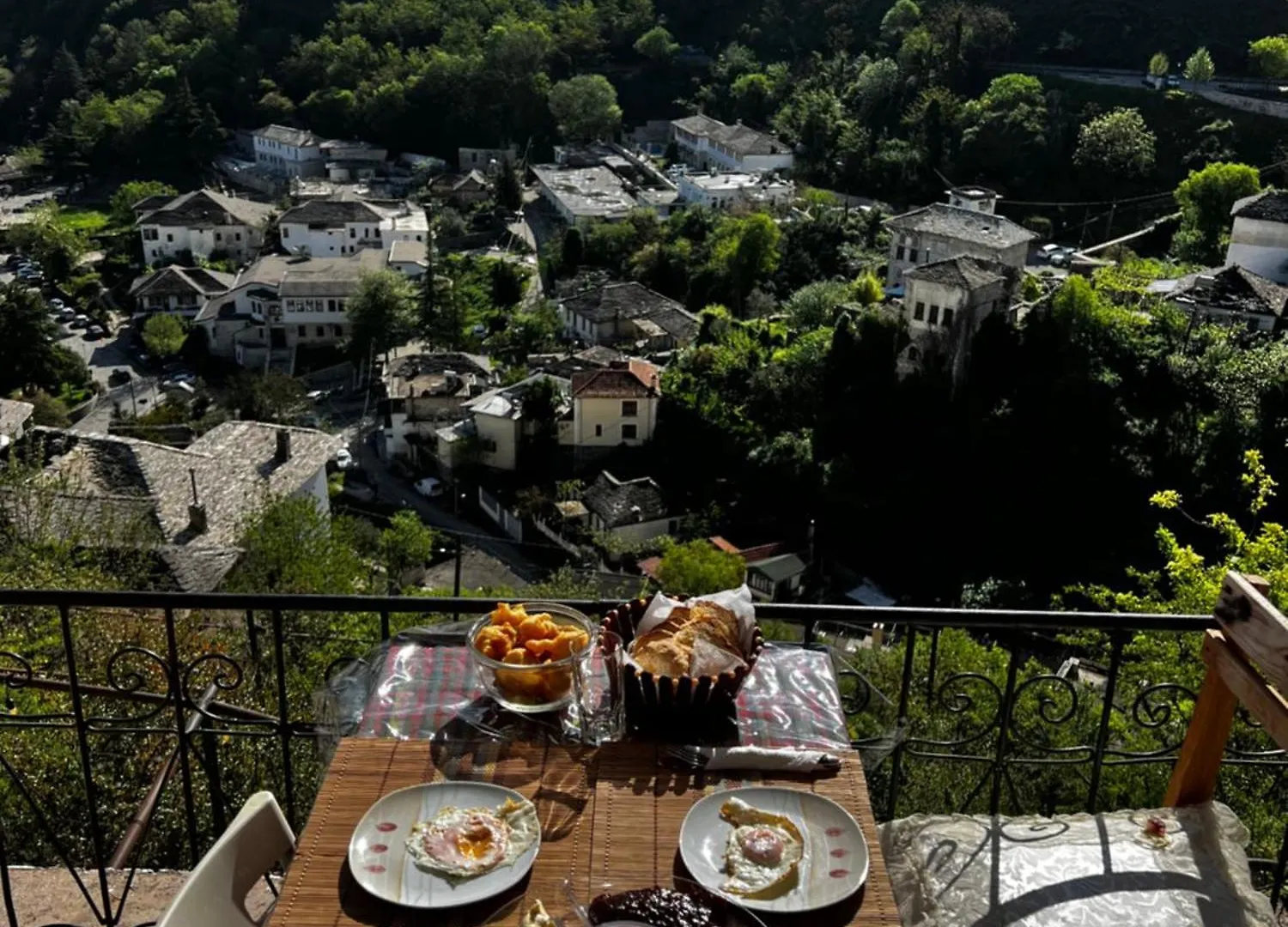 Guest House Salaria Gjirokastër
