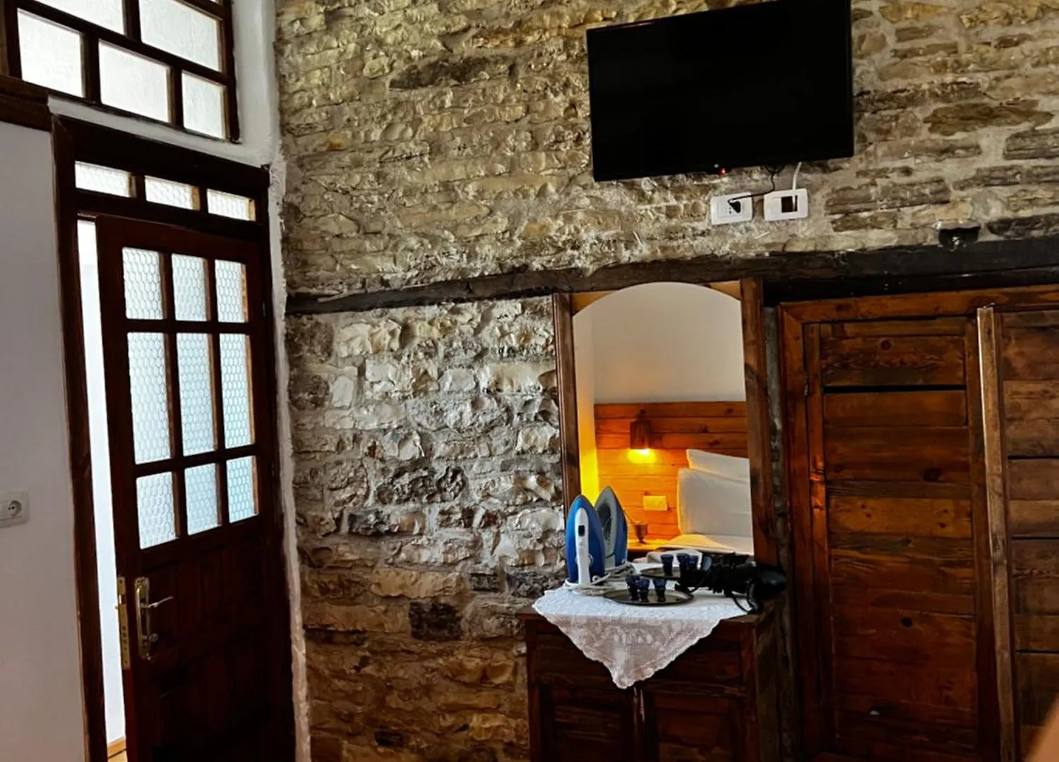 Guest House Salaria Гирокастра Албания