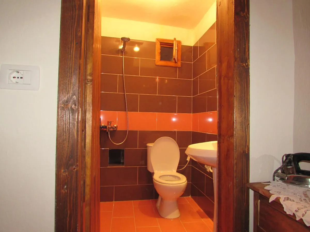 Guest House Salaria Гирокастра