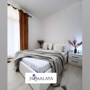 Affittacamere Himalayas, Gjirokastër