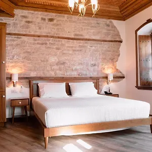 Hotel Argjiro Traditional, Gjirokastër