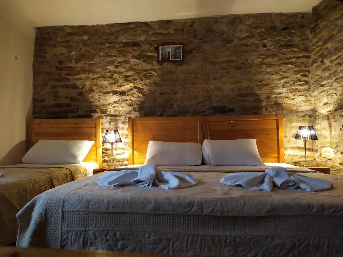 Guest House Salaria Gjirokastër